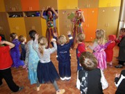 Karneval s Mirečkem a Leontýnkou